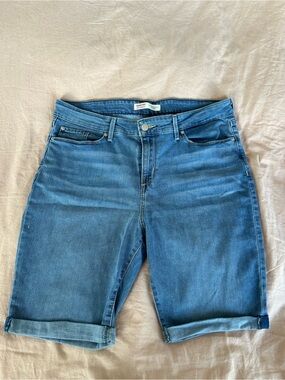 Signature by Levi Strauss Light Blue Denim Bermuda Shorts size 14
